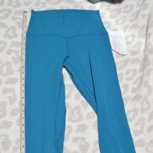 NWT Lululemon Align 21" Leggings size 6